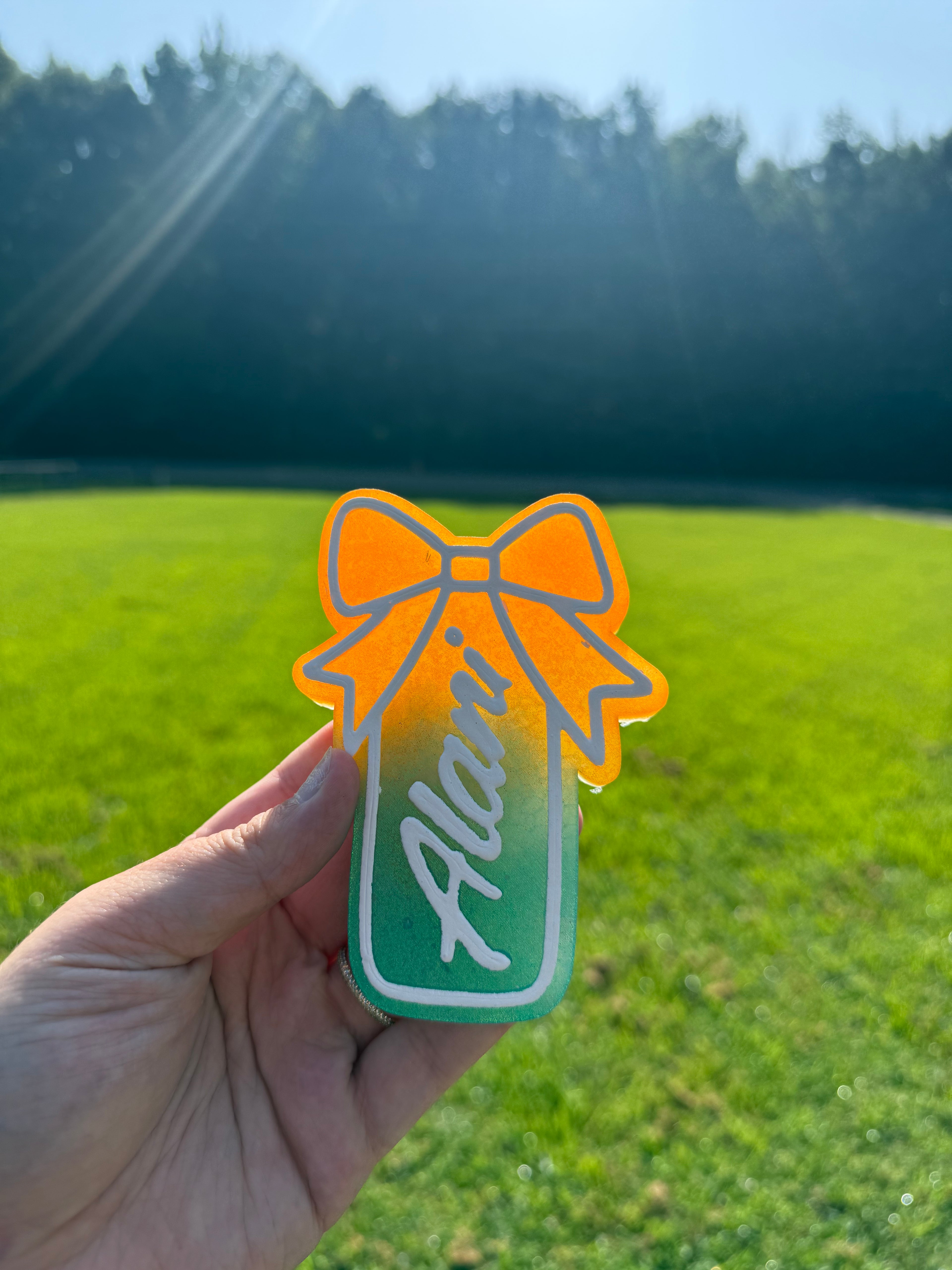 Alani Can with Bow
